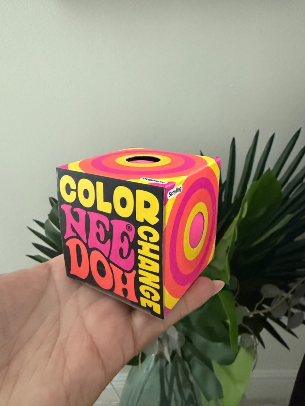VIRAL Nee Doh Color Change - Neon PINK